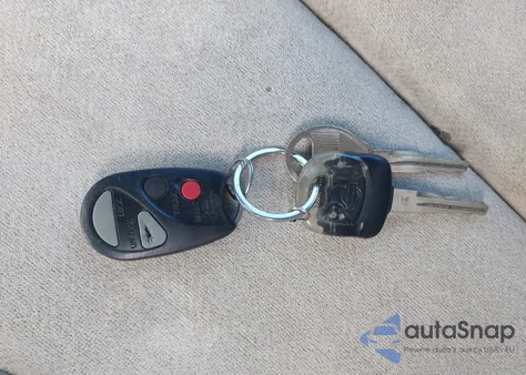 2000 Nissan Maxima Gle/Gxe/Se from USA, damaged, VIN JN1CA31D1YT744135